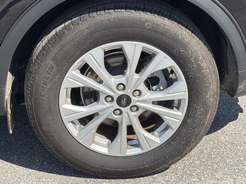 Certified 2025 Ford Escape Active FWD image 16