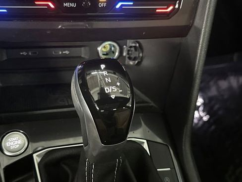 Certified 2024 Volkswagen Tiguan SE R-Line image 26