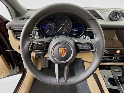 New 2026 Porsche Macan image 15