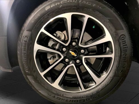 Used 2025 Chevrolet TrailBlazer LT FWD image 9