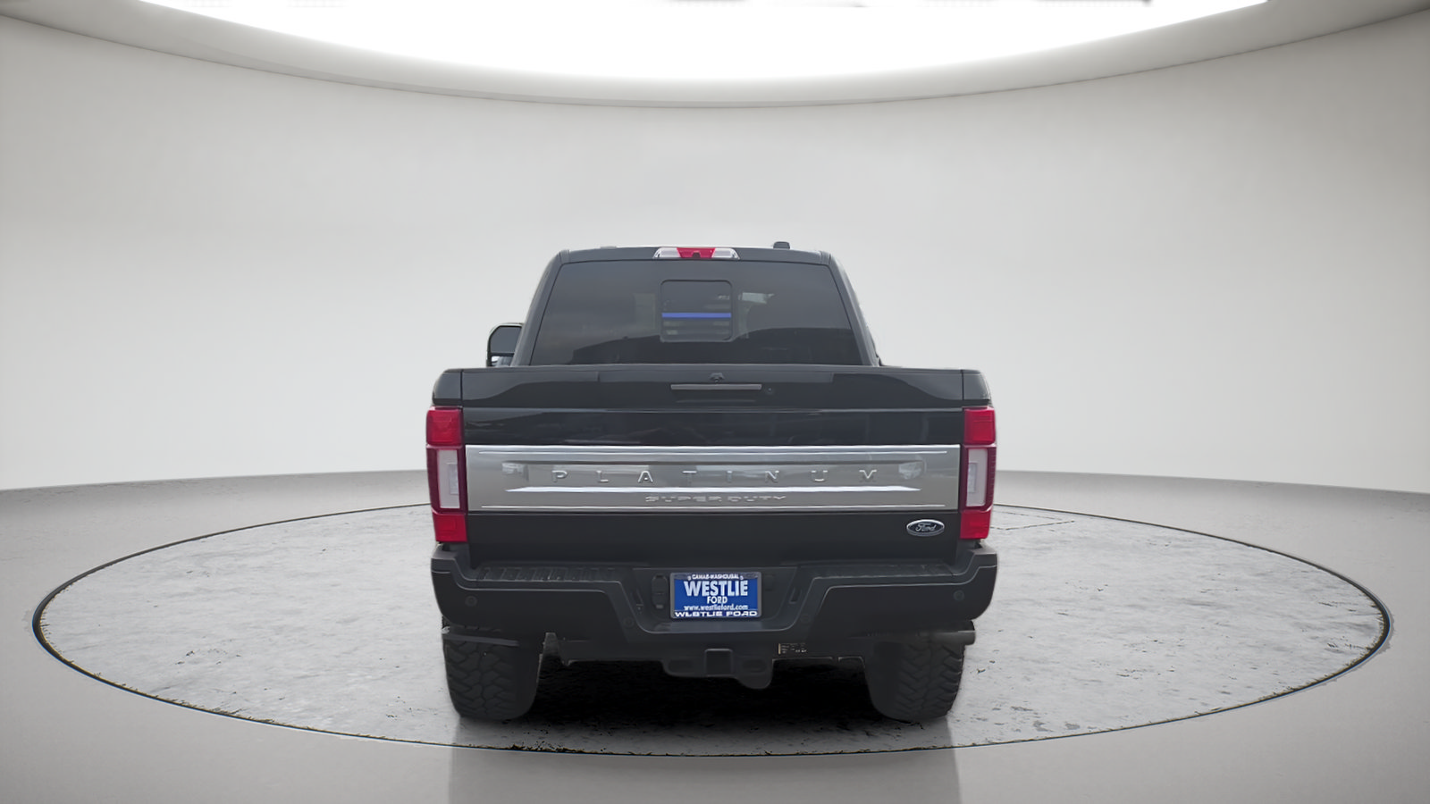 Used 2022 Ford F350 Platinum w/ FX4 Off-Road Package AWD/4WD image 8