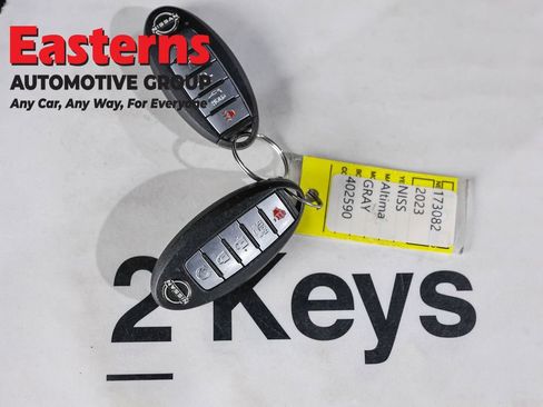 Used 2023 Nissan Altima 2.5 SV w/ SV Premium Package FWD image 25