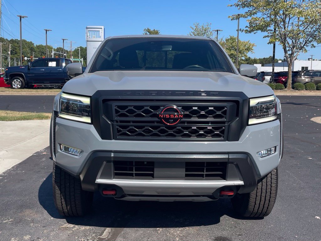 Used 2023 Nissan Frontier PRO-4X w/ Pro-4X Premium Package AWD/4WD image 3