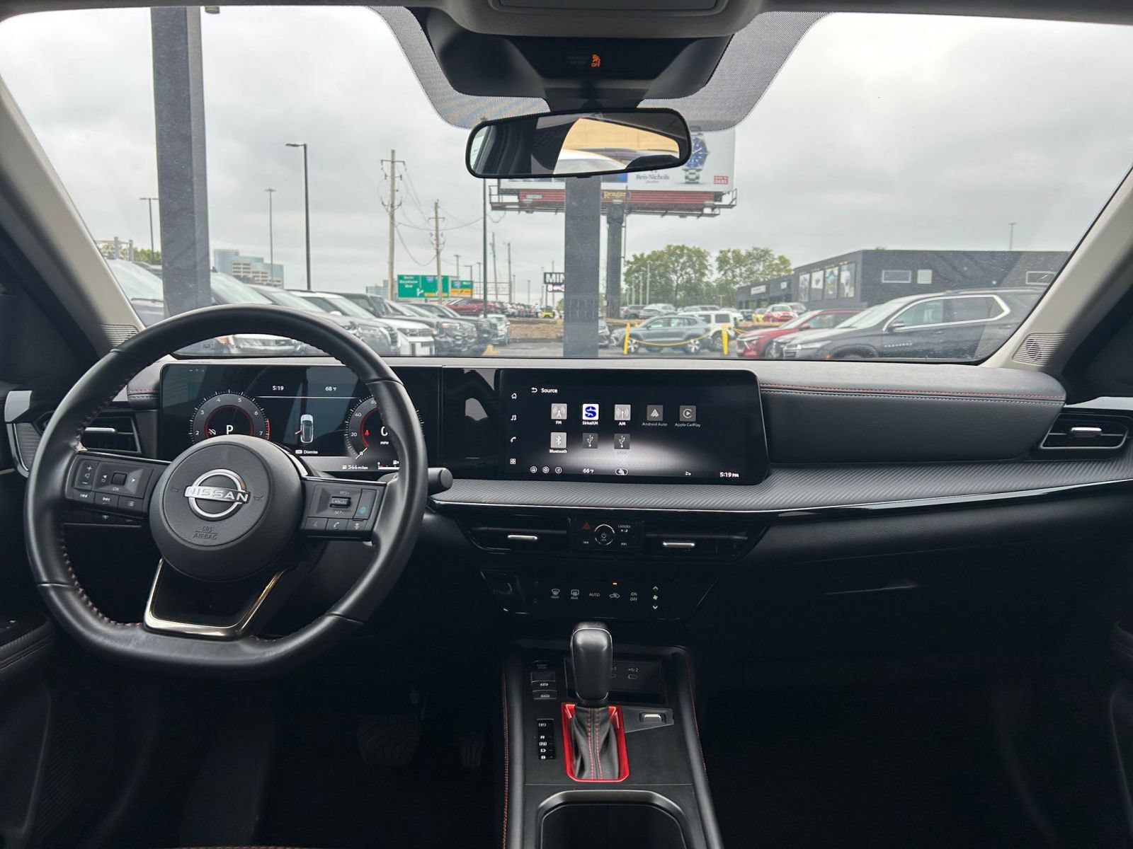 Used 2026 Nissan Kicks SR FWD image 31