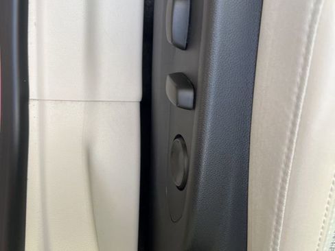 Used 2021 Buick Envision Preferred image 19