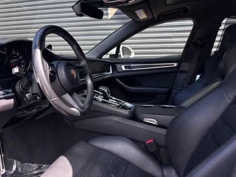 Certified 2023 Porsche Panamera Platinum Edition RWD image 4