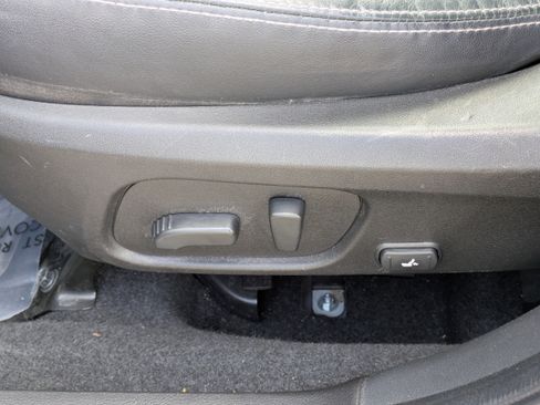 Used 2017 Subaru Forester 2.5i Touring image 21