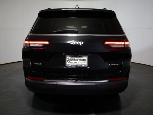 Used 2024 Jeep Grand Cherokee L Laredo w/ Trailer Tow Package AWD/4WD image 10