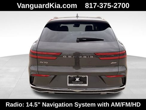 Used 2026 Genesis GV70 2.5T image 3