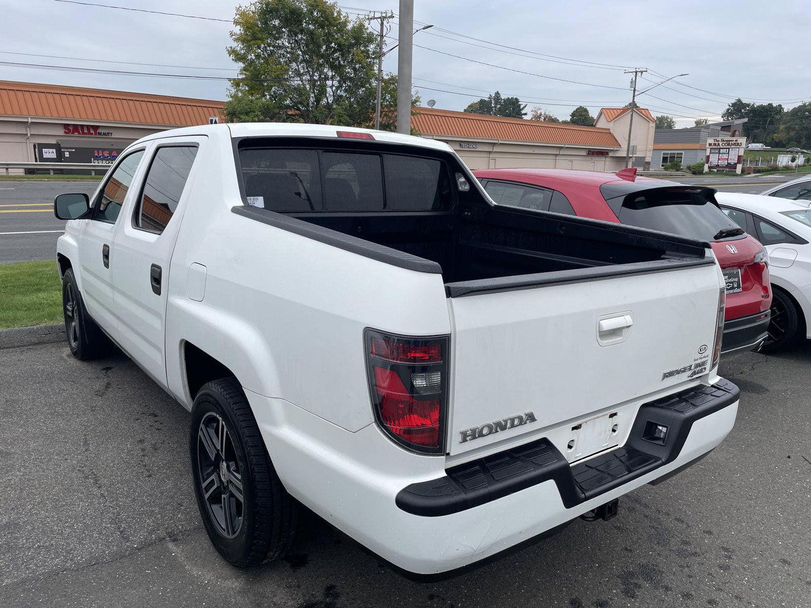 Used 2014 Honda Ridgeline Sport image 4