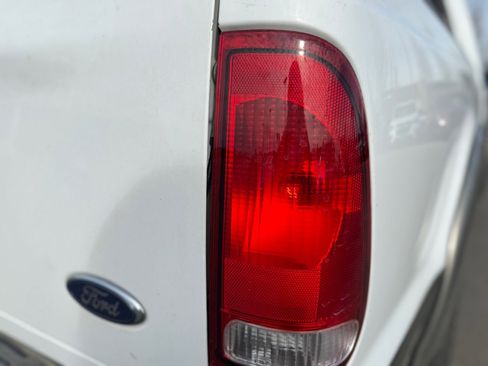 Used 2002 Ford F350 Lariat image 33