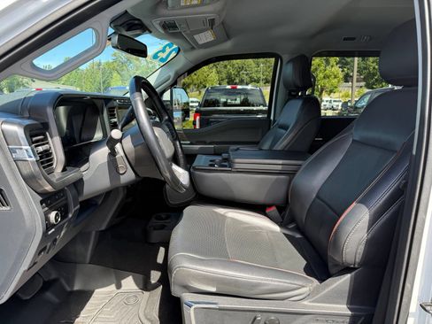 Used 2023 Ford F350 Lariat AWD/4WD image 12