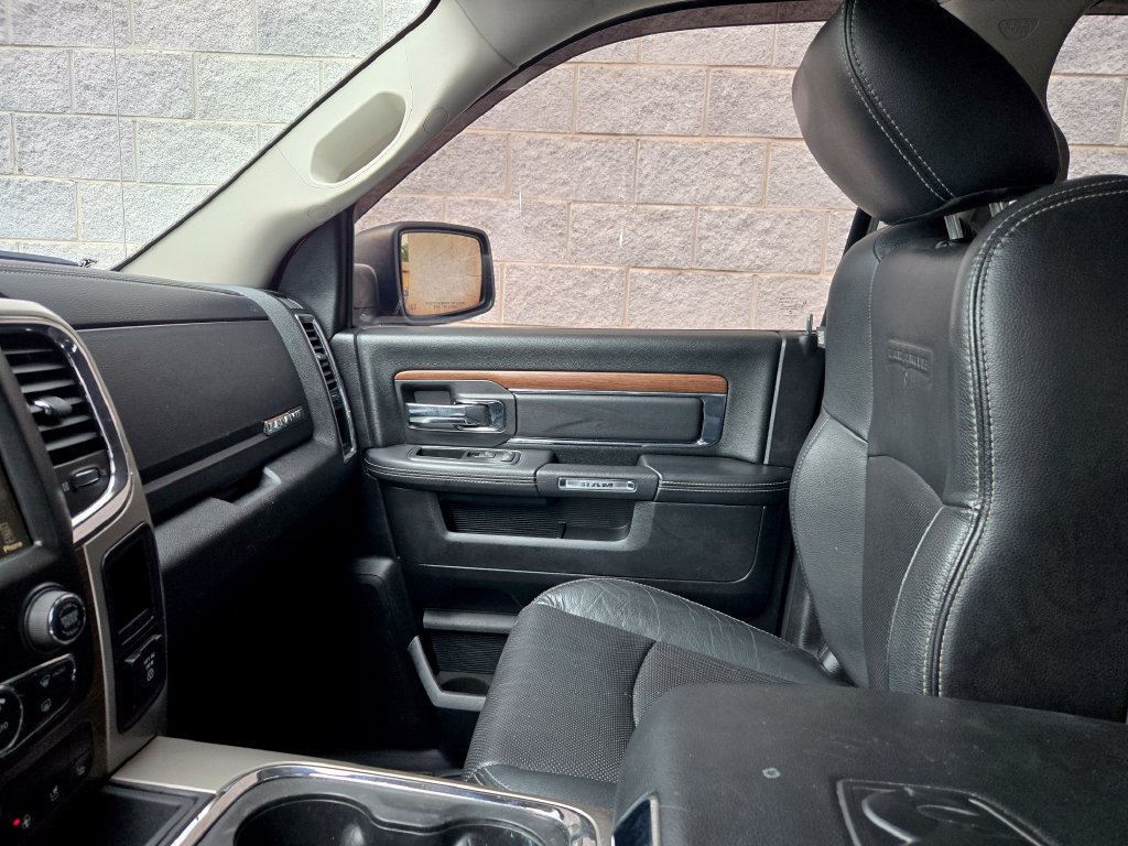 Used 2015 RAM 1500 Laramie w/ Convenience Group AWD/4WD image 35