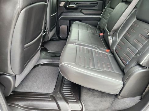 Used 2024 GMC Sierra 2500 AT4X image 24