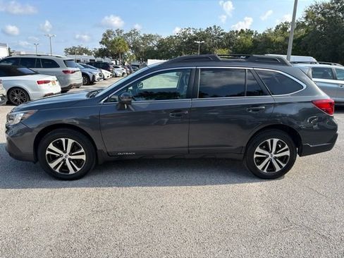 Used 2018 Subaru Outback 2.5i Limited AWD/4WD image 2