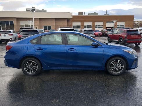 Certified 2024 Kia Forte LXS w/ LXS Technology Package image 6
