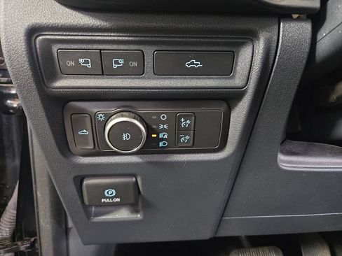 Used 2022 Ford F150 XLT w/ Equipment Group 302A High AWD/4WD image 29