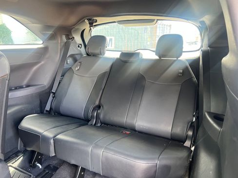 Used 2022 Toyota Sienna XSE w/ XSE Plus Package FWD image 28