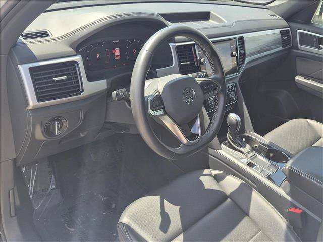 Used 2022 Volkswagen Atlas Cross Sport SE FWD image 10