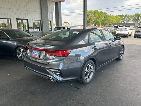 Used 2019 Kia Forte LXS FWD image 7
