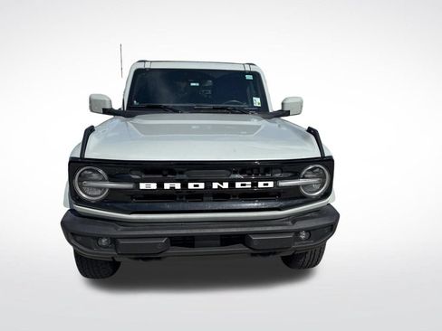 Used 2024 Ford Bronco Outer Banks AWD/4WD image 9