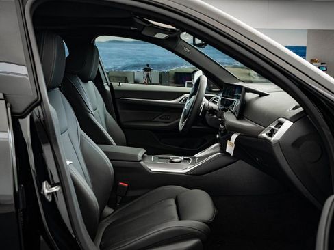 New 2026 BMW 430i xDrive w/ M Sport Package image 24