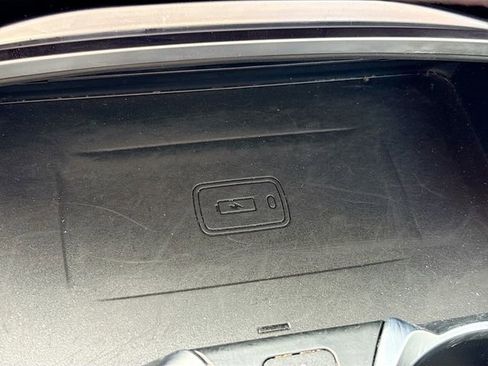 Used 2022 BMW 750i xDrive w/ Executive Package image 31