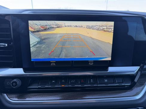 Used 2022 Chevrolet Silverado 1500 LT image 18