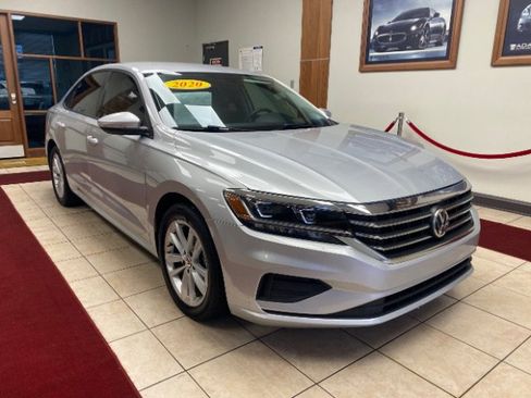 Used 2020 Volkswagen Passat 2.0T S image 7