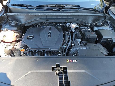 Used 2022 Kia Sorento LX image 26