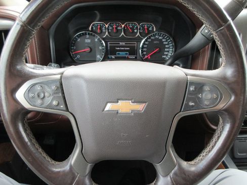 Used 2014 Chevrolet Silverado 1500 High Country w/ High Country Premium Package AWD/4WD image 20
