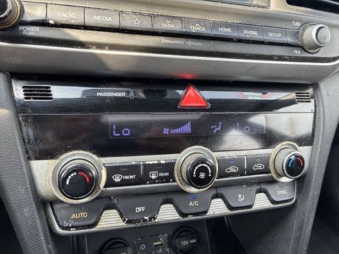 Used 2019 Hyundai Elantra Value Edition w/ Cargo Package FWD image 22
