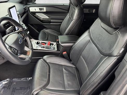 Used 2024 Ford Explorer ST w/ Equipment Group 401A image 10