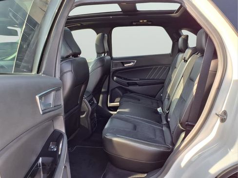 Used 2020 Ford Edge ST w/ Equipment Group 401A AWD/4WD image 11