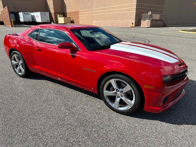 Used 2010 Chevrolet Camaro SS w/ White Stripe Package RWD image 37