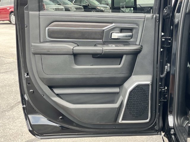 New 2027 RAM 2500 Laramie AWD/4WD image 21