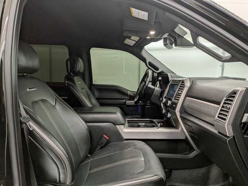 Used 2017 Ford F350 Platinum image 22