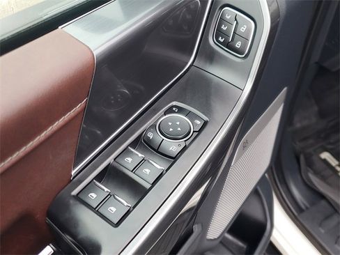 Used 2023 Ford F150 Lariat image 18