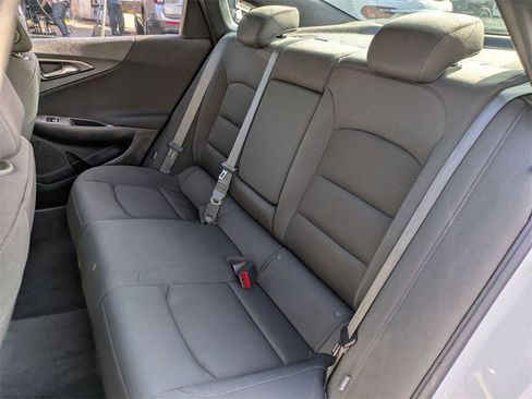 Used 2024 Chevrolet Malibu LT image 24