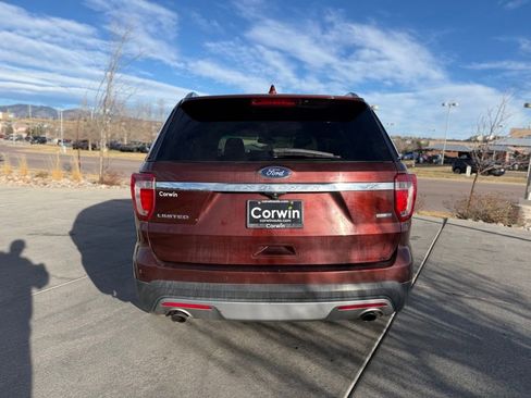 Used 2016 Ford Explorer Limited w/ Equipment Group 301A image 8