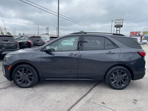 Used 2022 Chevrolet Equinox RS w/ RS Leather Package image 9
