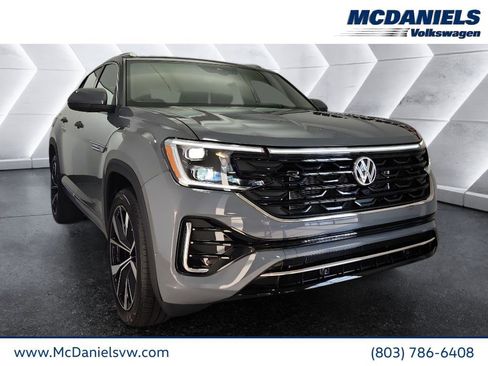 New 2026 Volkswagen Atlas Cross Sport SEL Premium R-Line AWD/4WD image 1