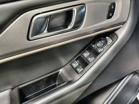 New 2026 Ford Explorer Active w/ Active Comfort Package RWD image 14