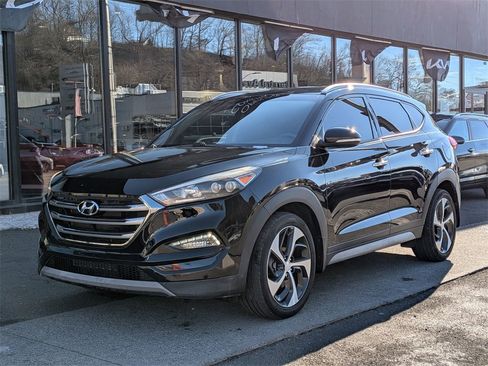 Used 2017 Hyundai Tucson Limited image 1