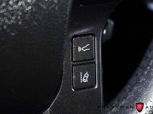Used 2023 Toyota 4Runner TRD Off-Road Premium w/ Moonroof Package AWD/4WD image 26