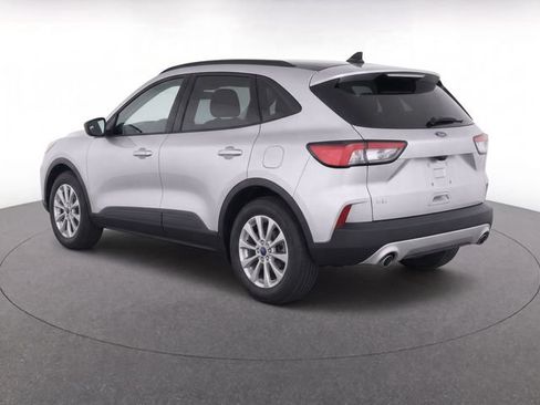 Used 2020 Ford Escape SE FWD image 7