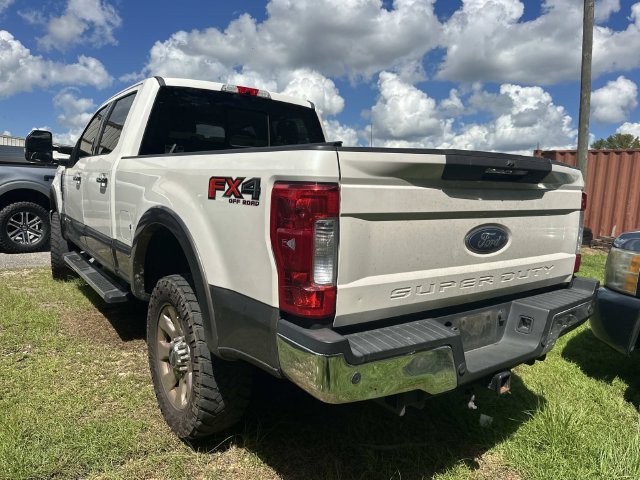 Used 2017 Ford F250 4x4 Crew Cab Super Duty image 8