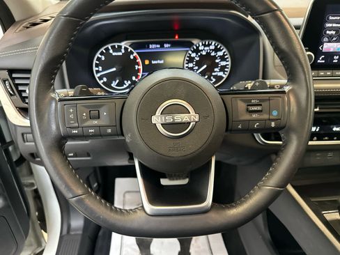 Certified 2023 Nissan Rogue SV w/ SV Premium Package image 13