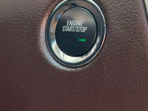Used 2014 Cadillac SRX Luxury FWD image 30