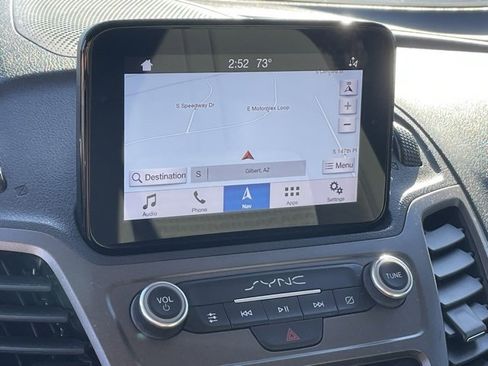 Used 2020 Ford Transit Connect XLT image 19